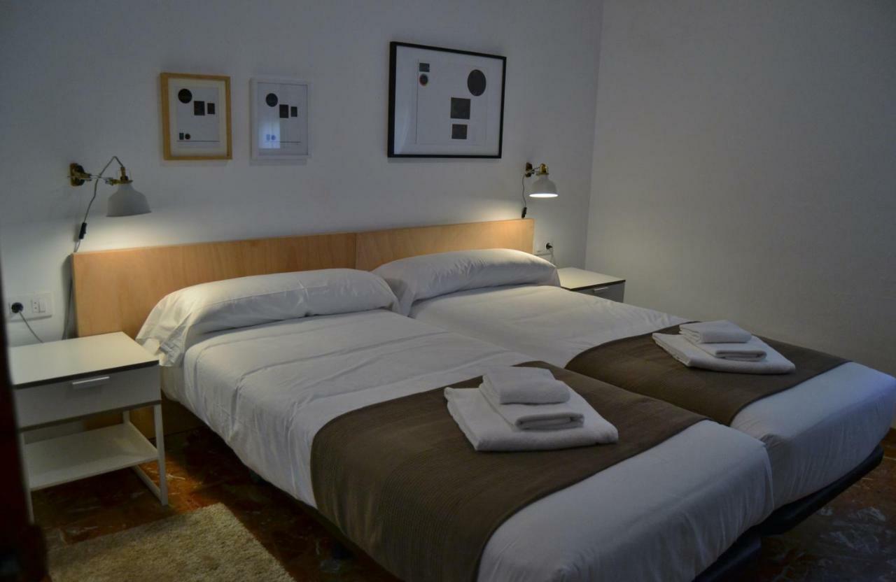Tres Puentes Anguiano Apartamentos Y Hostal エクステリア 写真
