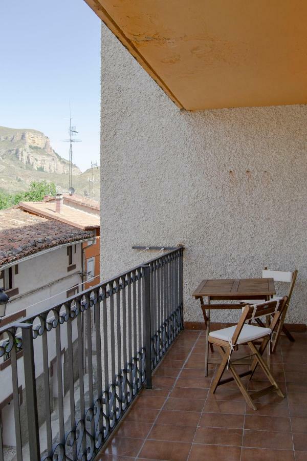 Tres Puentes Anguiano Apartamentos Y Hostal エクステリア 写真
