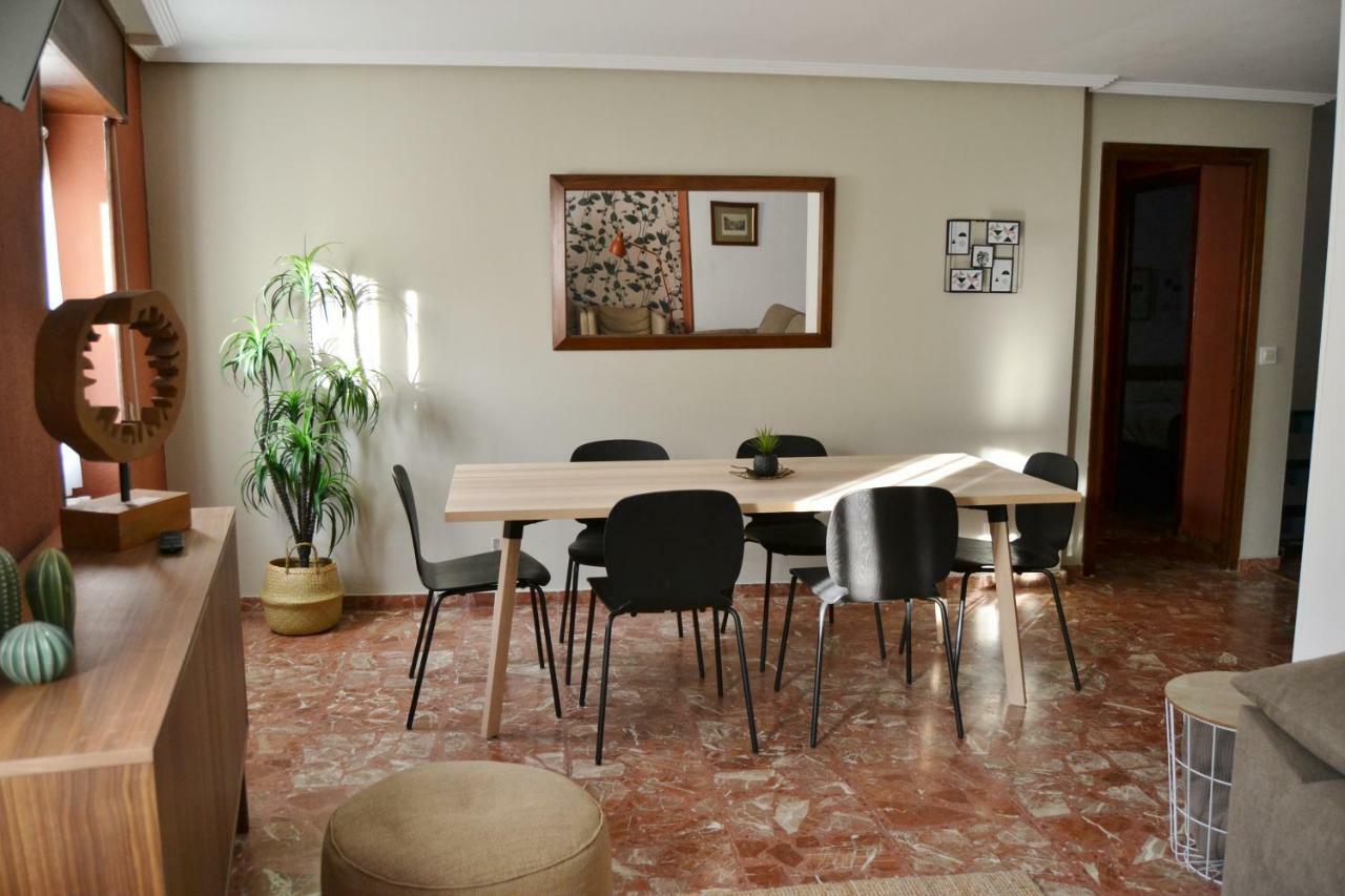Tres Puentes Anguiano Apartamentos Y Hostal エクステリア 写真